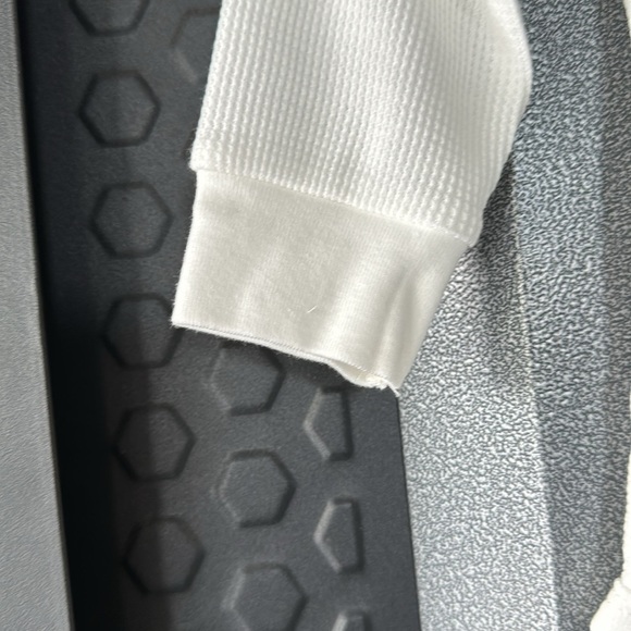 Carters white long sleeve Onsie 12 months - Picture 4 of 5